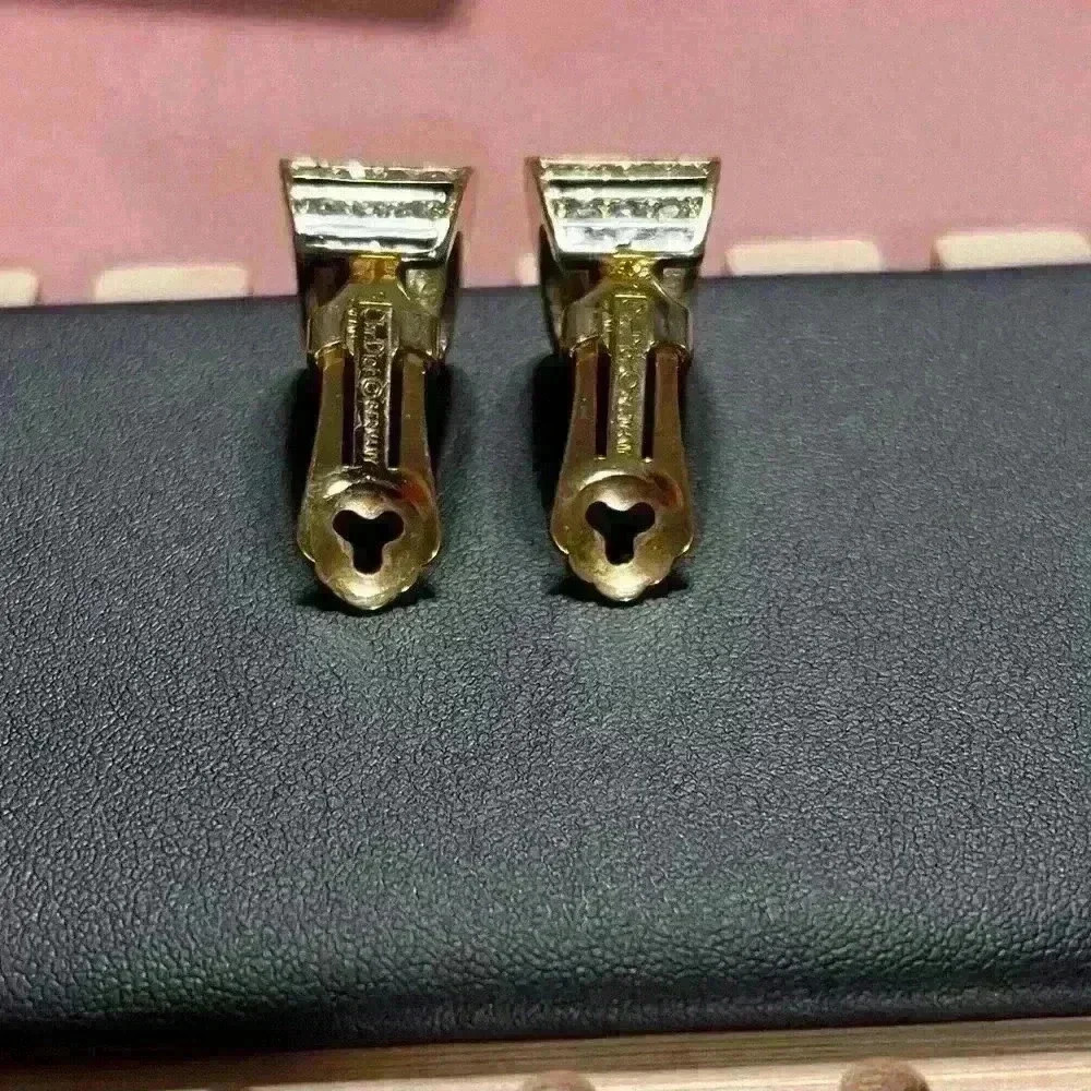 Dior Clip On Earrings - Picture 3 of 6